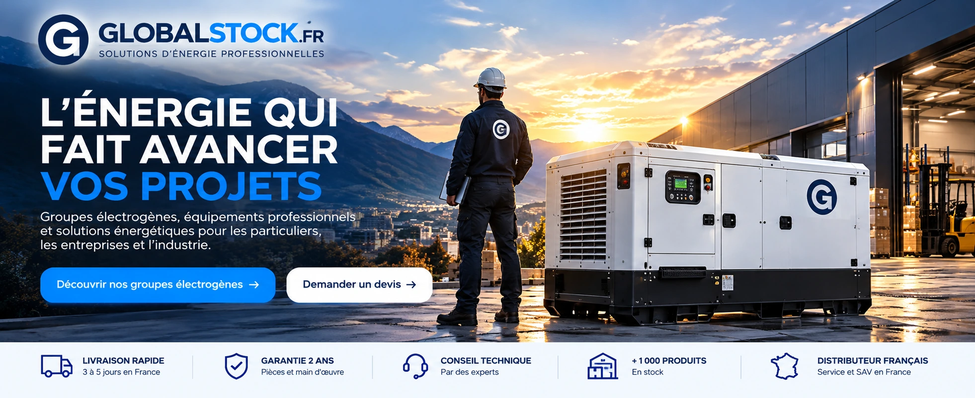 Globalstock — L'énergie qui fait avancer vos projets : technicien devant un groupe électrogène industriel insonorisé
